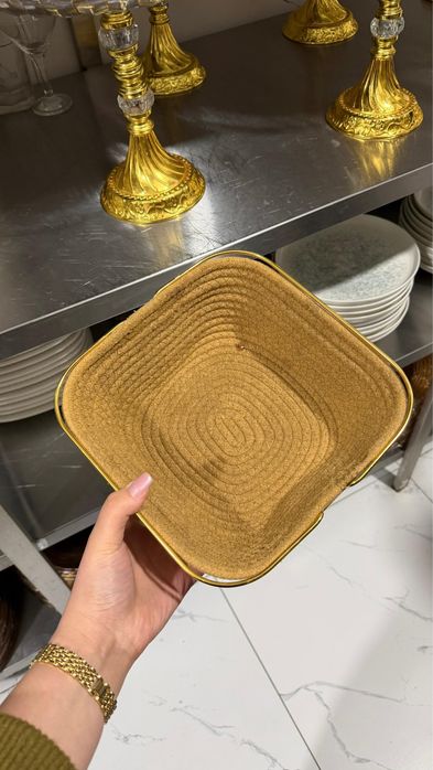 Хлебница  продам б/у