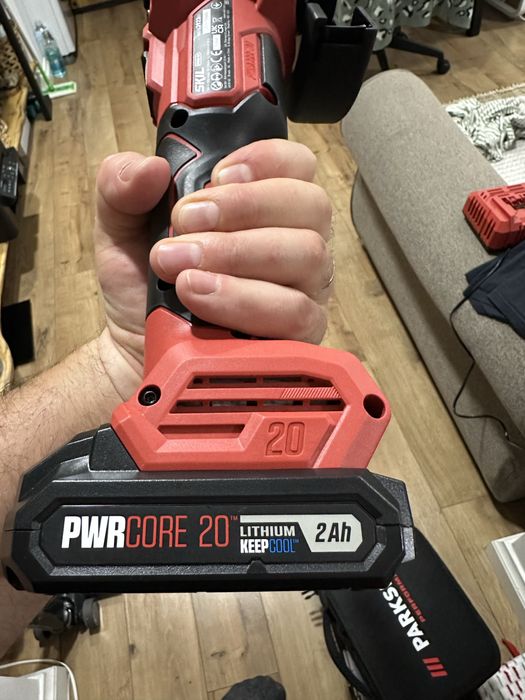 Oferta: Vand Flex SKILL + statie incarcare+ acumulator 2 AH!