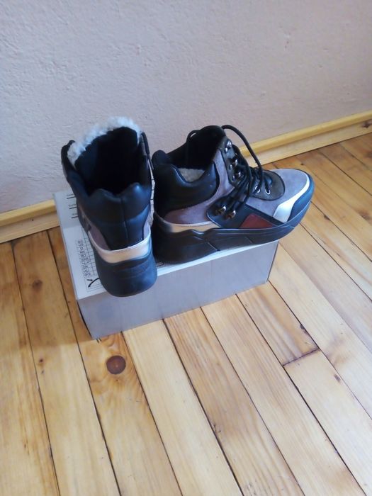 Дамски високи кецове