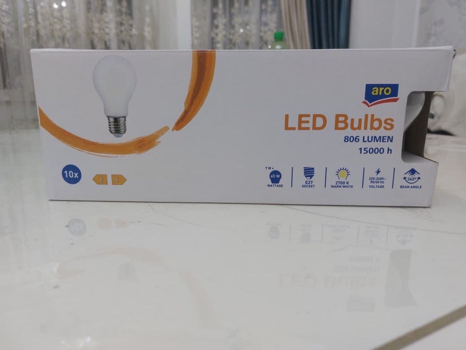 Лампочки в одной коробке 10 шт