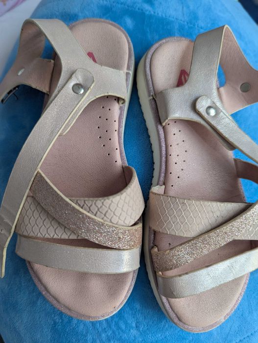 Sandale fetite 30