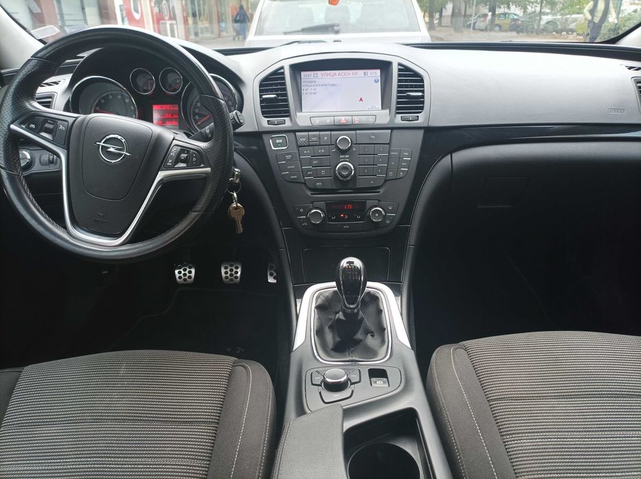 Opel insignia 1.4 140 LPG sport tourer