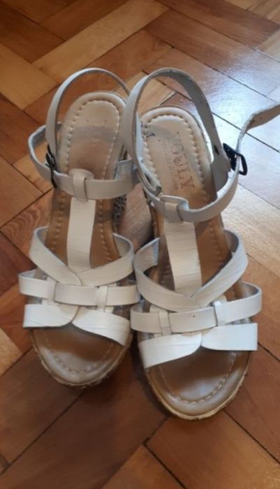 Încălțăminte damă cu platformă