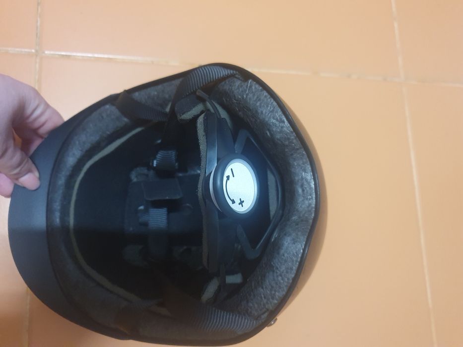 Toca (casca) de echitatie pentru copii