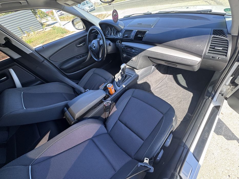 BMW 1 Series 2010 — imagine 5