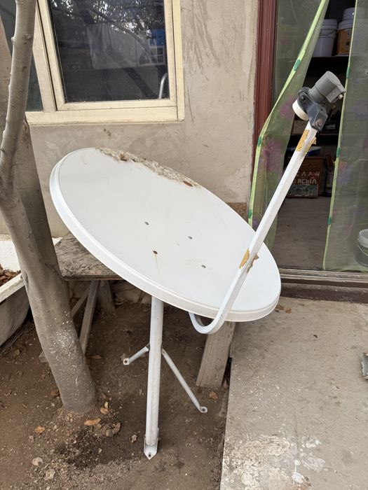 Спутниковый антенна