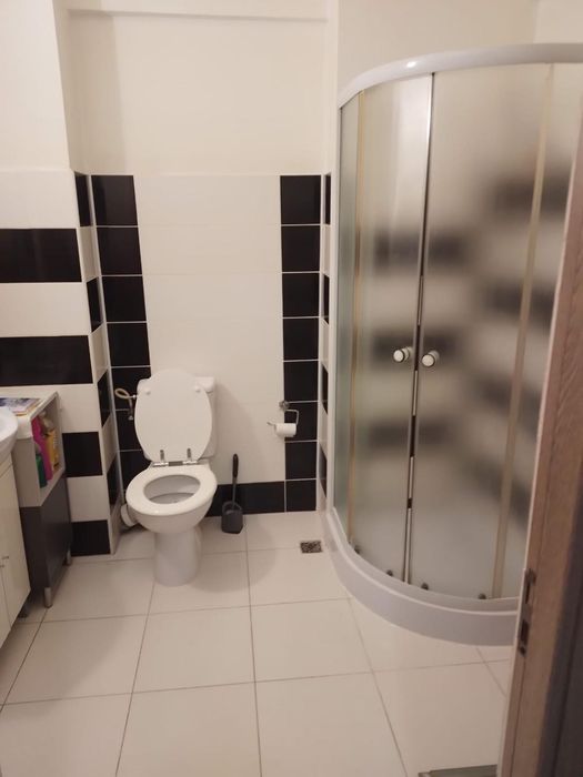 garsonieră de închiriat