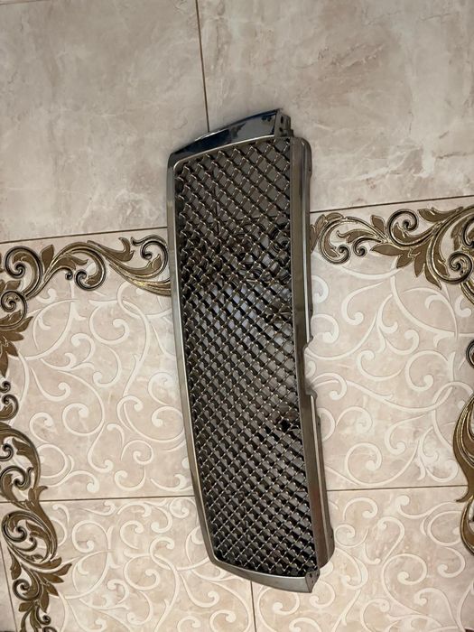 Продам мухабойку на прада.