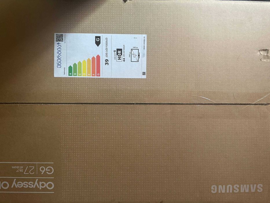 Монитор 27" Samsung LS27DG600SIXCI серебристый