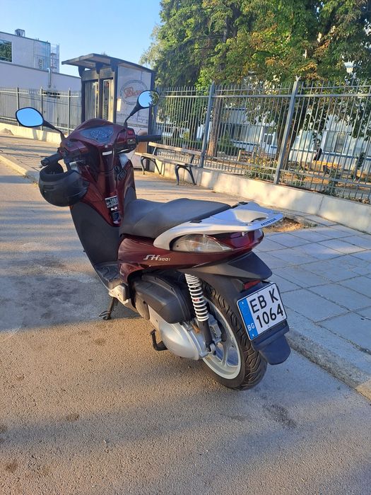 Скутер Хонда Sh 300