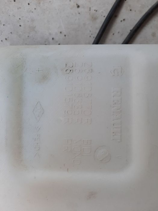vas lichid parbriz cu pompita renault megane 3 renault scenic 3