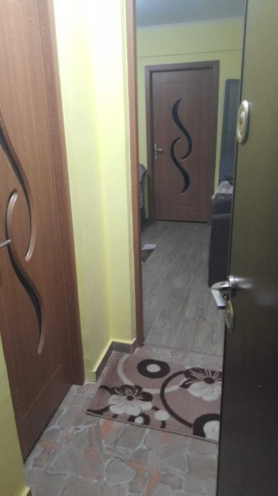 Vand  apartament 2 camere  situat in rosiori de vede  ,cu o suprafata de 37 mp! Izbiceanu H3