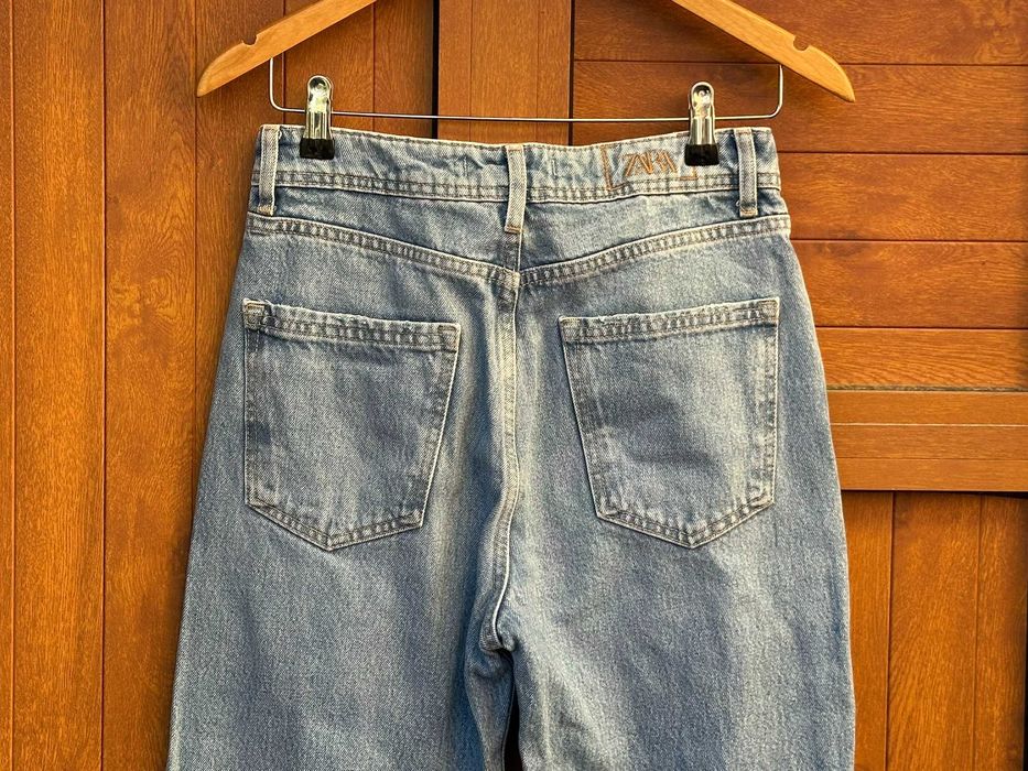 Дамски дънки с висока талия Zara