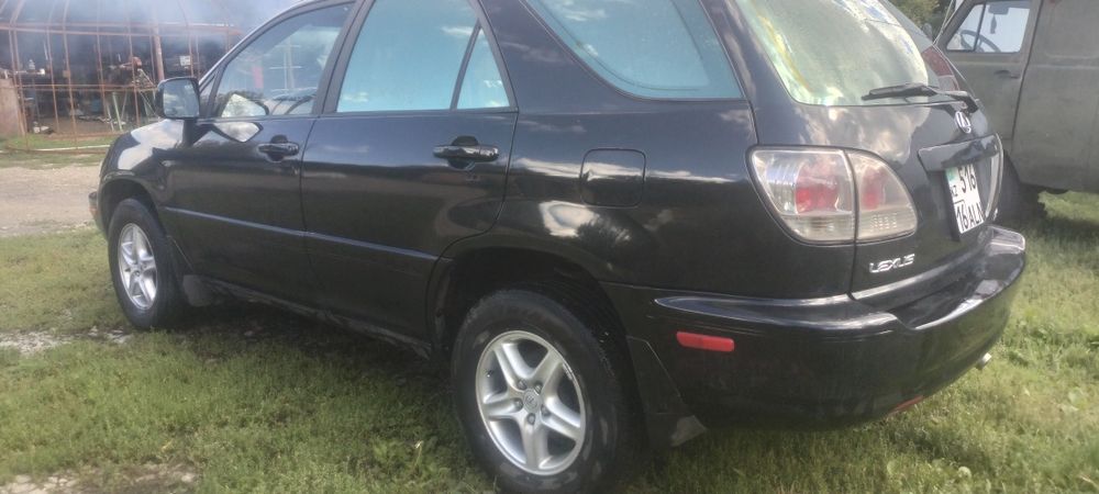 Продам Лексус рх300