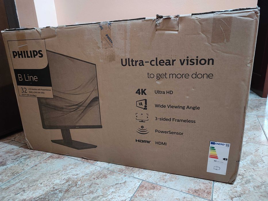 Monitor LED VA Philips 31.5", 4k UHD (3840x2160), 60Hz, 4ms, Boxe 3W x2, Hub USB, 2x HDMI, Display Port, Jack, Pivot, negru