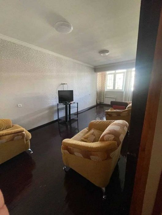 У'рда Шайхонтохурский продаётся 2-комнитная квартира