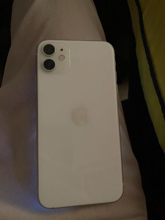 Iphone 11 White 100% baterie