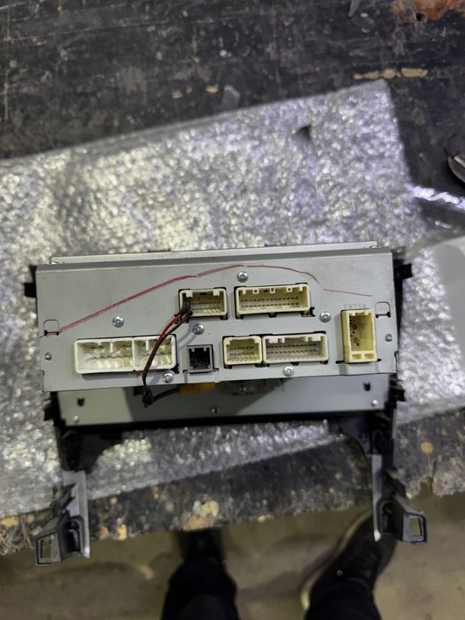 Продам магнитолу камри 50 европеец