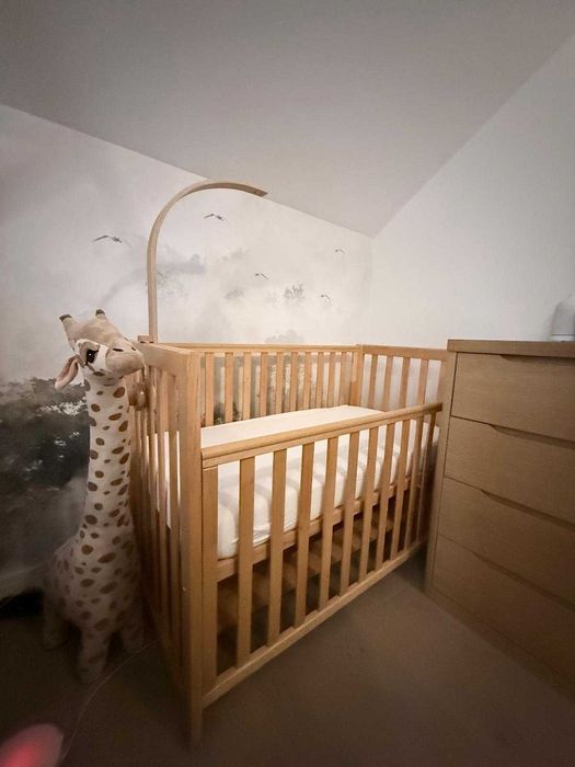 Pătuț bebe lemn 120x60 cu laterală culisantă și balansare