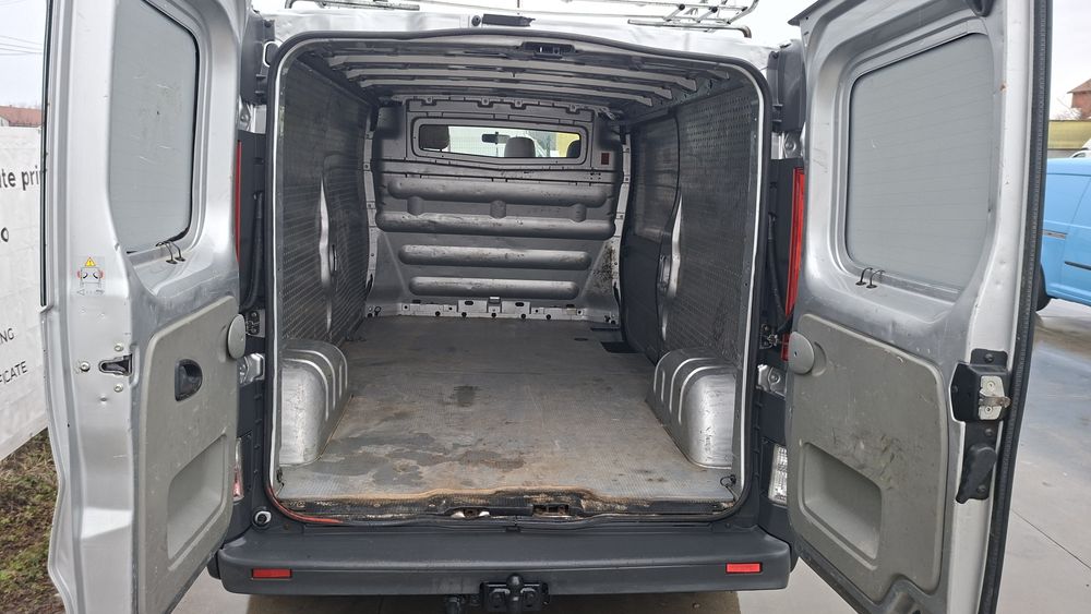Opel Vivaro Lung 2014 2.0 cdti E5 264160km  Climă Rate Factură Garanti