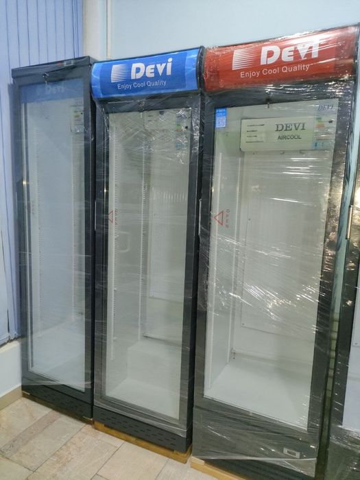 Новые фирменные витринные холодильники  DEVI. 400литр