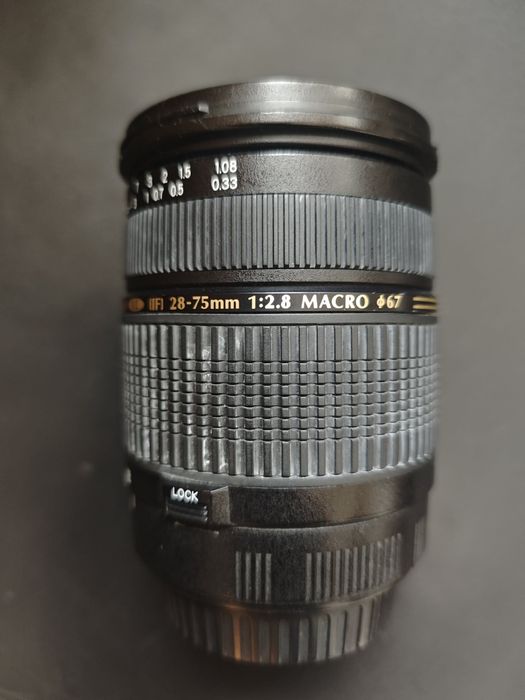 Обектив за Canon 28-75 mm