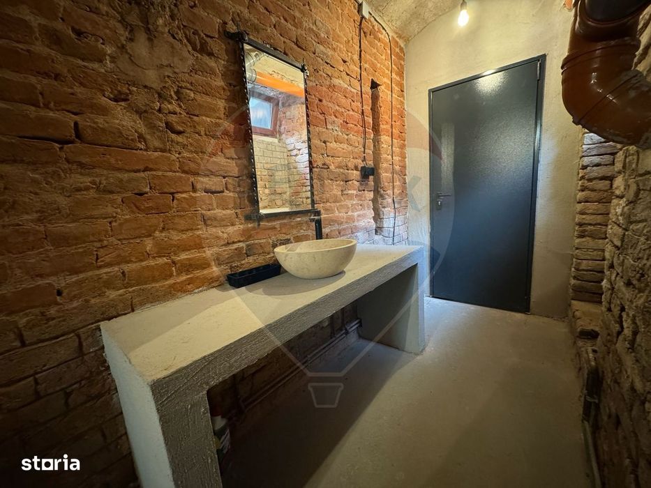 Spațiu de vanzare S.C.229 mp -zona centrala