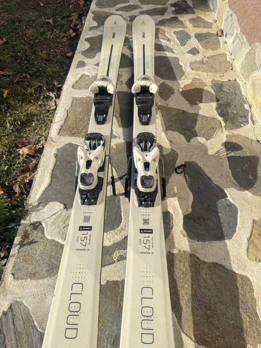 Skiuri Atomic Cloud 8 - 157cm