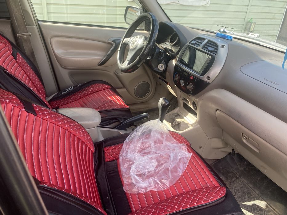 Продам toyota RAV4
