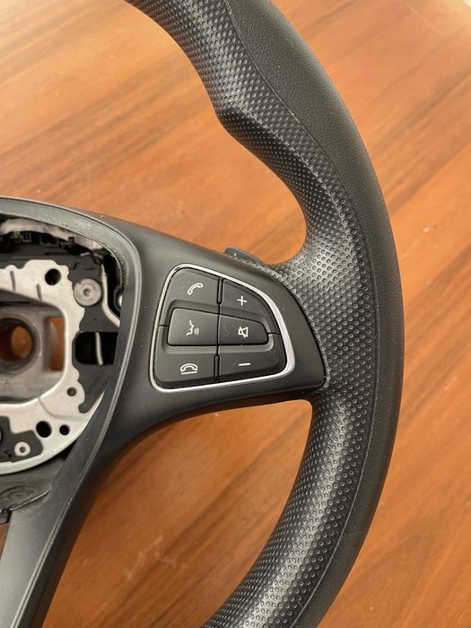 Волан Мерцедес Вито W447