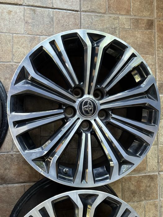 Оригинални джанти Toyota / Тойота 17" 5х114.3