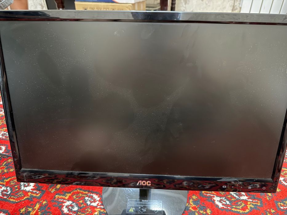 Офисный монитор 21.5" (AOC)
