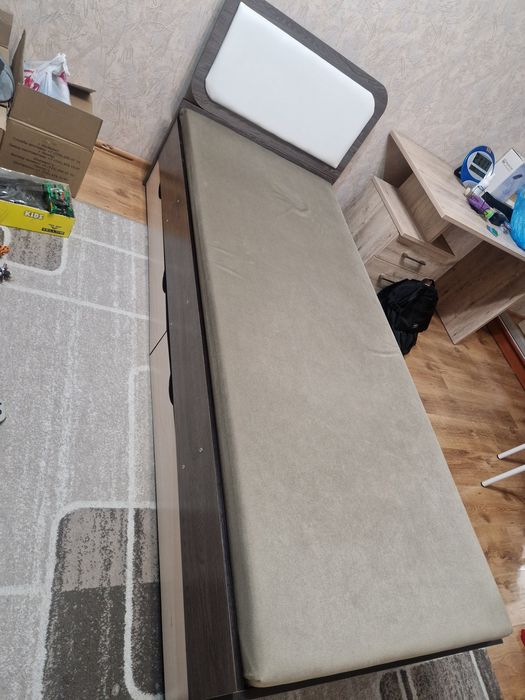 Продам подростковый кровать