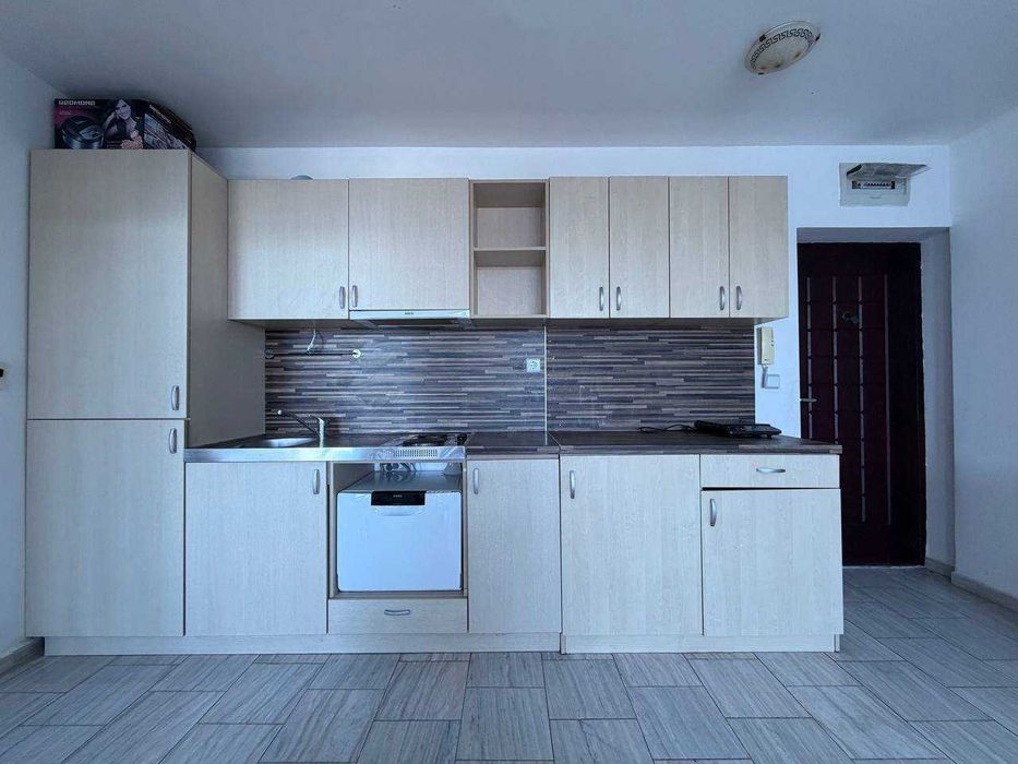 Продава се Двустаен апартамент в Поморие - 61 кв.м за 1460 €/кв.м - Снимка #3