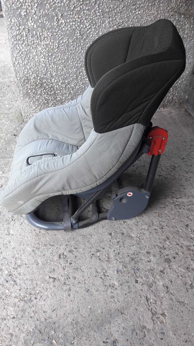 Детско столче за кола Chicco Artsana Universal