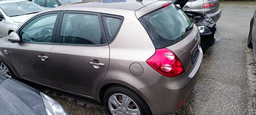 Kia Ceed 1.6i/1.4i (2006-2009) на части