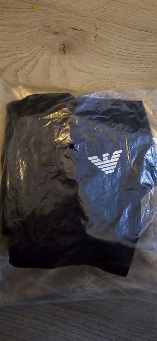 Pantaloni scurți plaja Emporio Armani noi. Cu eticheta