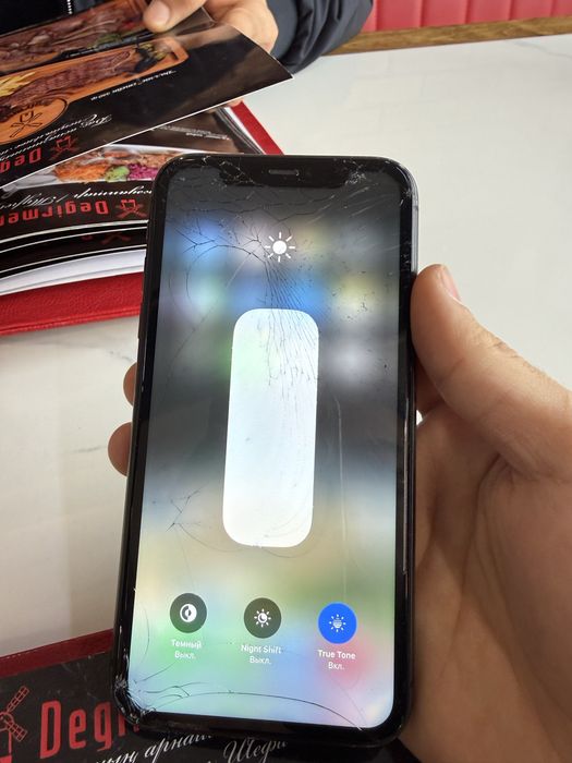 Айфон 11 сатылады 128гб