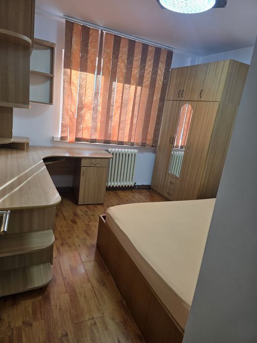 Apartament 3 camere, Nicolina 1, decomandat