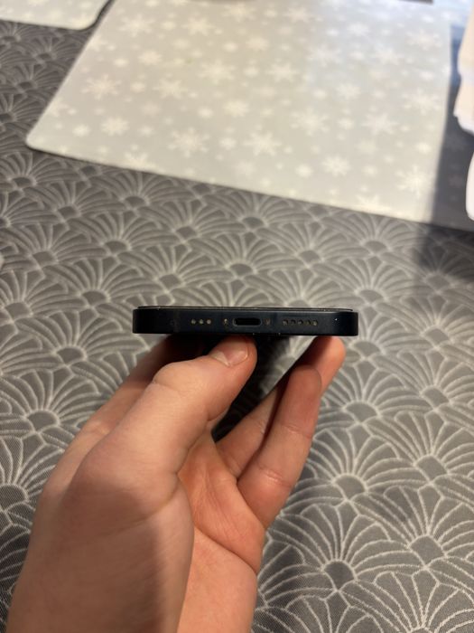 iPhone 13 Black 128GB – Liber de rețea – Cutie și Factură Orange