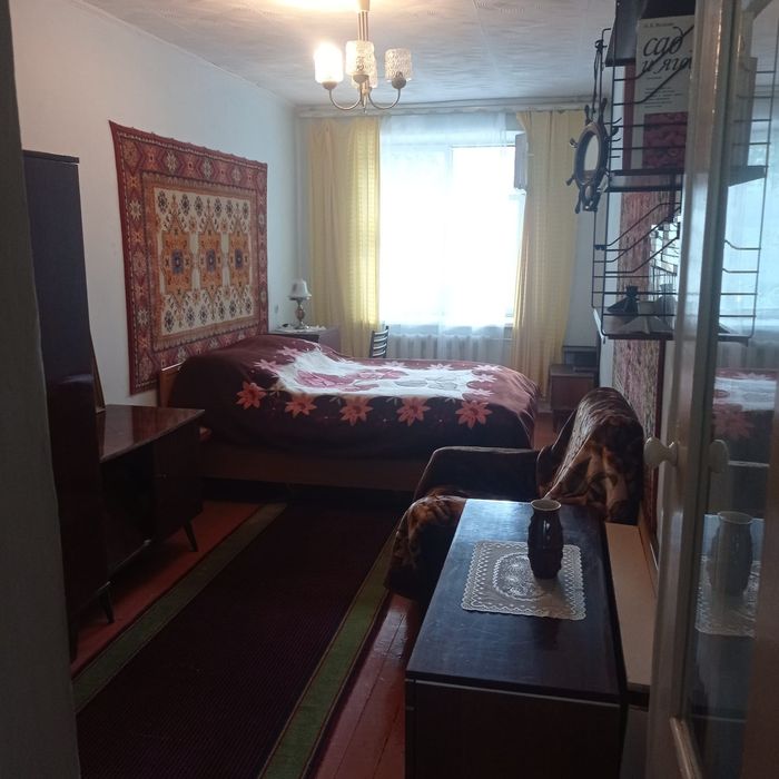 продам двухкомнатную квартиру