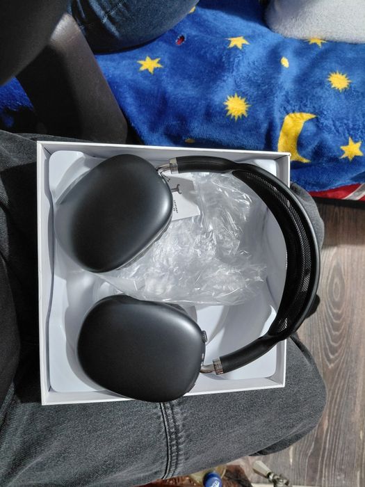 Vand căști AirPods Max