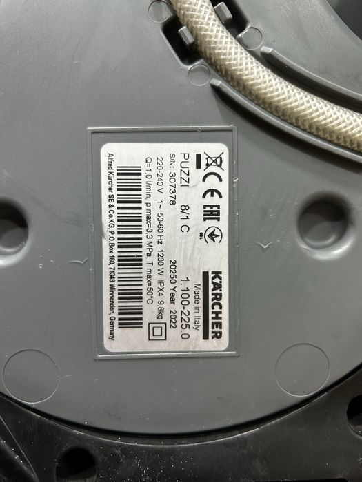 Срочно! Продается пылесос Karcher puzzi 8/1