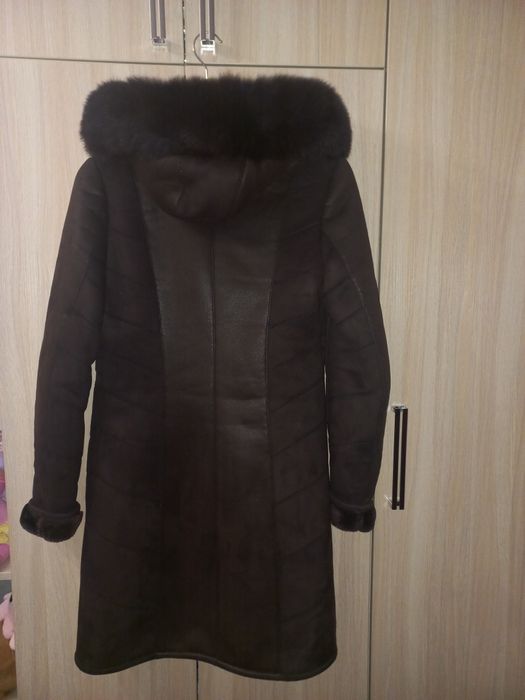Продам женскую дубленку