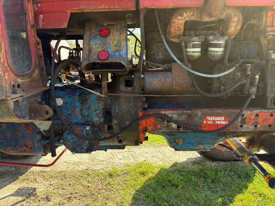 Vand tractor u650 cu plug pp4