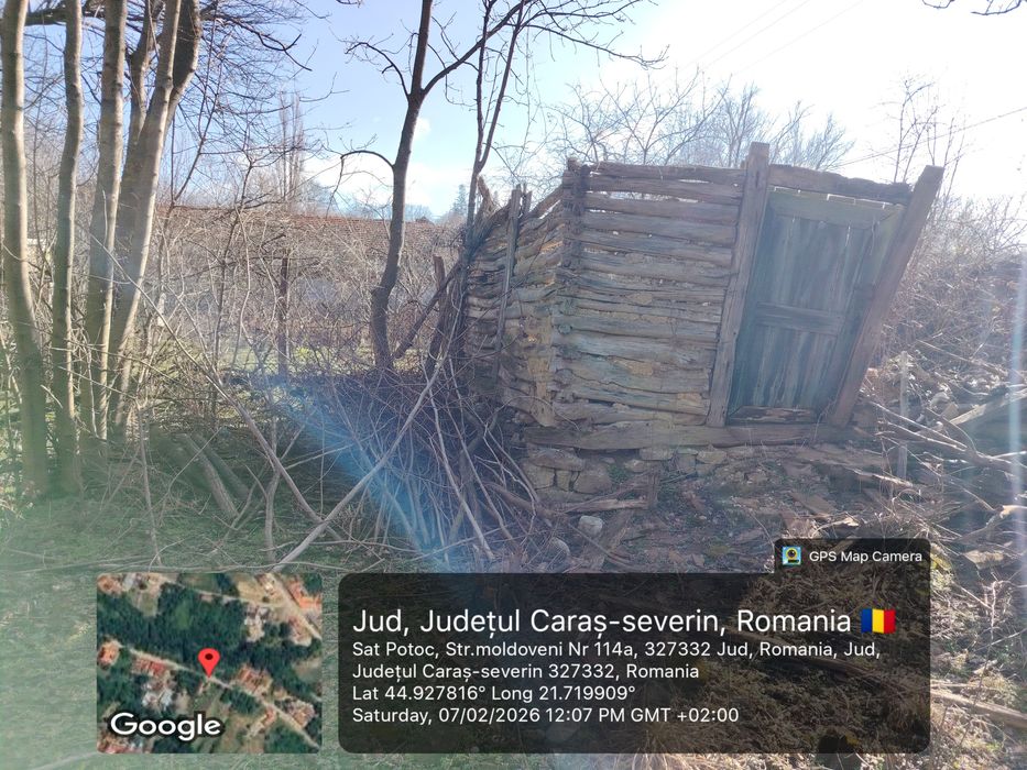 Vând teren intravilan în localitatea Potoc,  județul Caraș - Severin  foarte aproape de Ochiul Beiului într-o zonă turistică foarte frumoasa