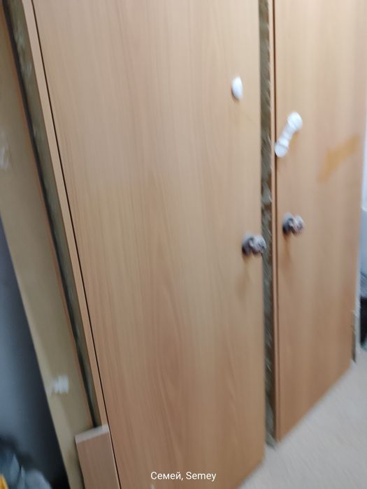 Продам двери б\у в хорошем состоянии