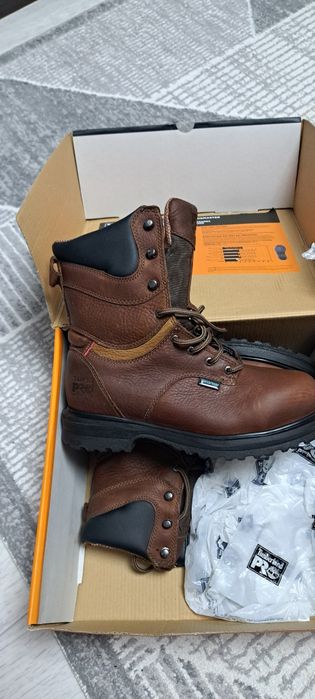 Ботинки женские для производства