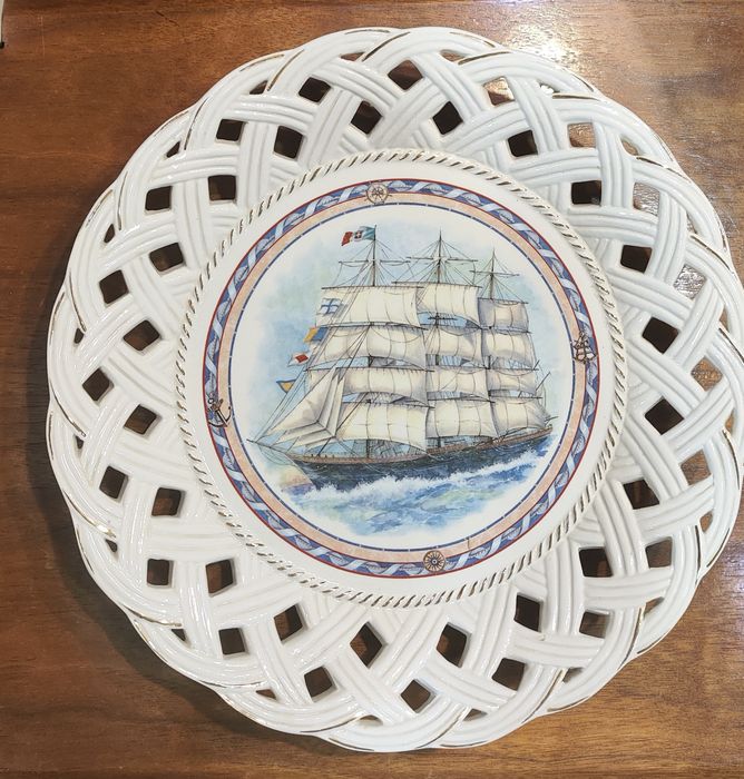 Декоративное блюдо.