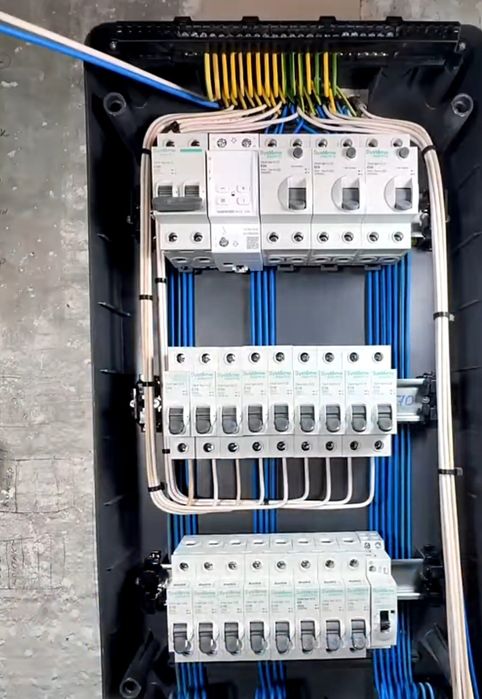 Elektrik xizamatlari Услуги электрика